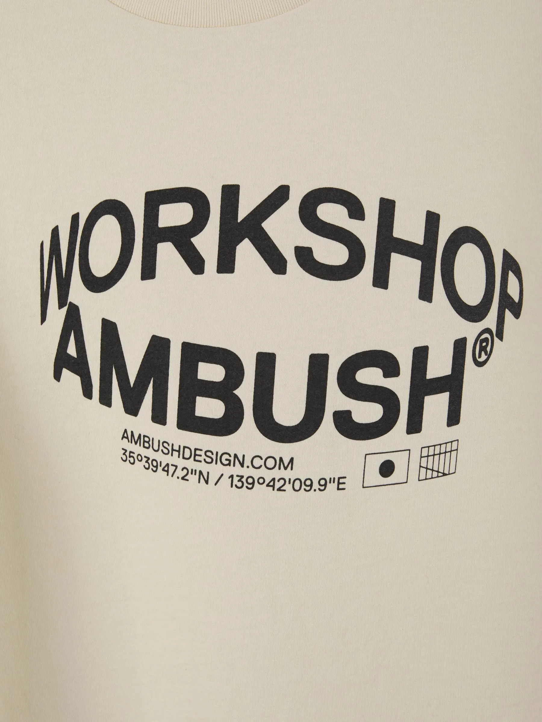 Ambush Camiseta Gráfico Estampado