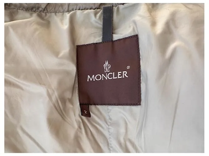 chaqueta de plumas Moncler Beige 